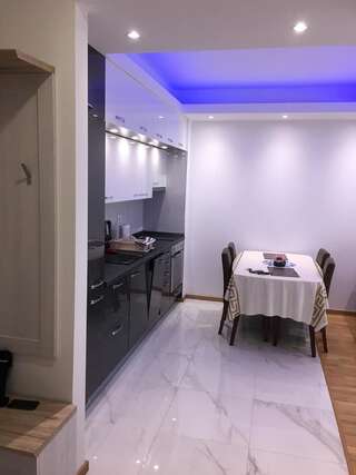 Апартаменты Lux Apartman Marina Будва Апартаменты с 2 спальнями-10