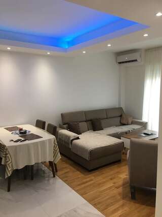 Апартаменты Lux Apartman Marina Будва Апартаменты с 2 спальнями-9